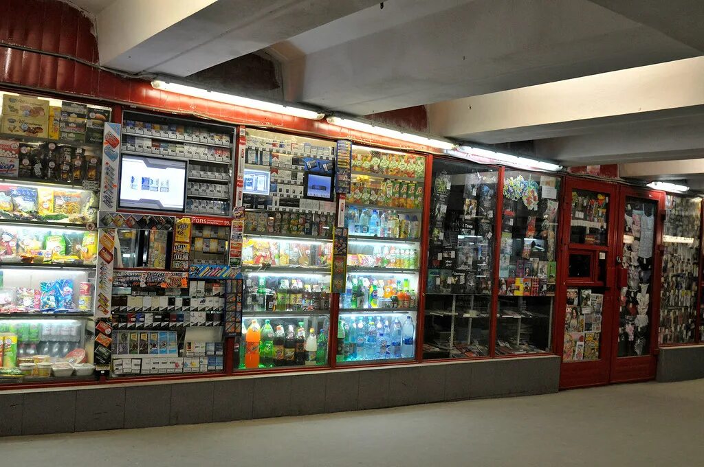 вестибюль станции преображенская площадь. светопрозрачные конструкции в современной архитектуре. остекленная переходная галерея. площадь ильича метро вестибюль. остановочный павильон проект.