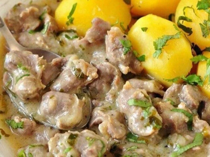 Желудочки куриные. Блюда из куриных желудков. Куриные пупочки. Куриные желудки блюдо.