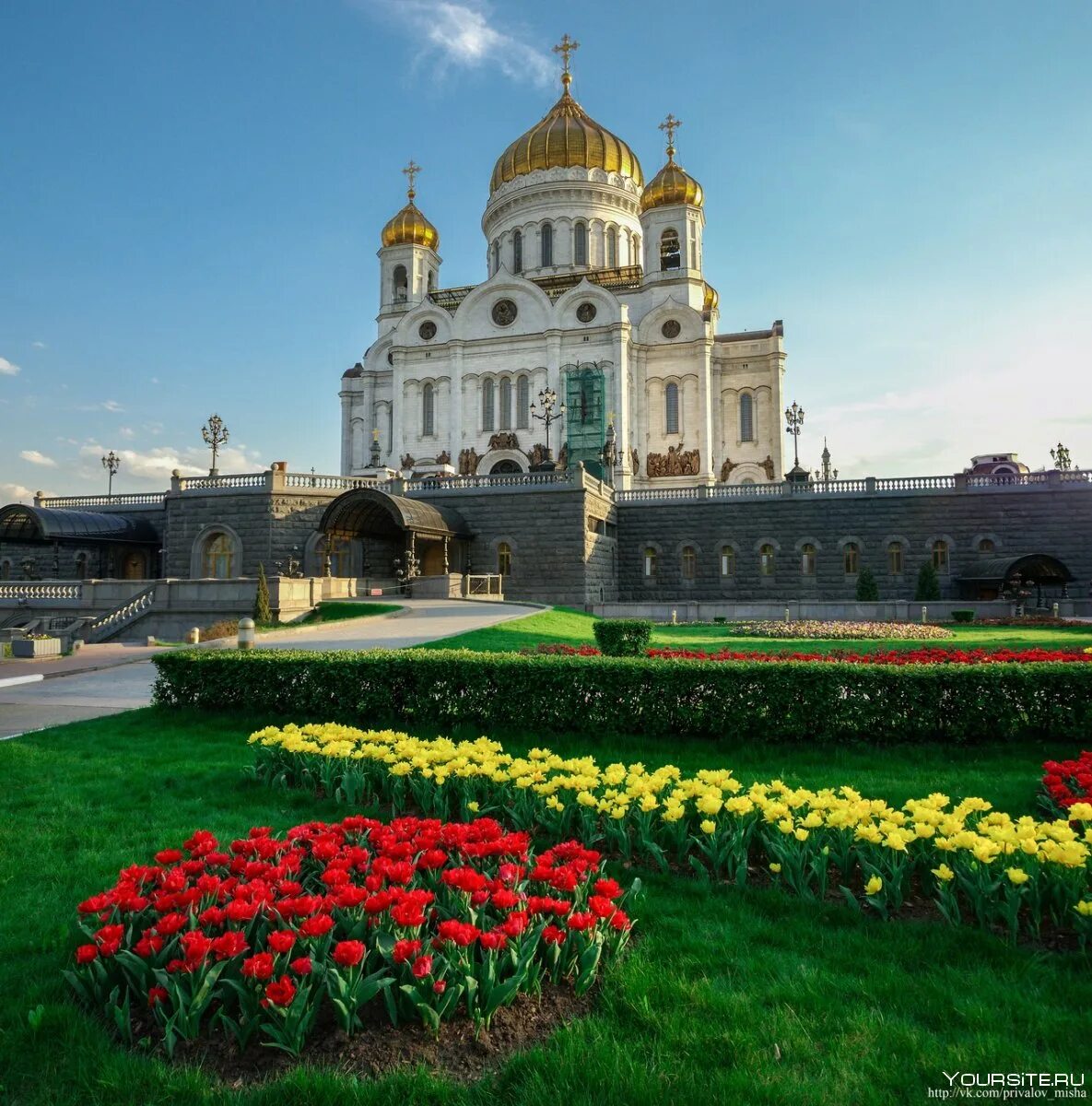Храм христа спасителя гостиница. Храм христа спасителя. храм мкриста спасителоя. собор москва храм христа спасителя. главный храм москвы храм христа спасителя.