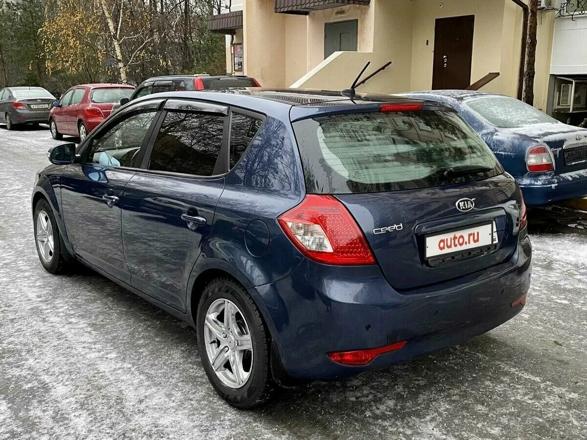 Купить киа сид 2008 года. Kia СИД 2010. Kia Ceed 2010. Киа СИД 2010 хэтчбек. Kia Ceed 2007 хэтчбек.