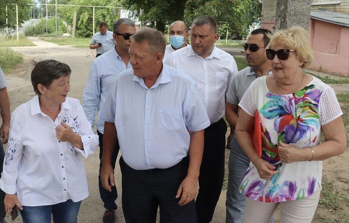 Володин в балаково. Николай панков новониколаевский. Николай жителев балаково. Николай панков 3г микрорайон. Братья захаров балаково.