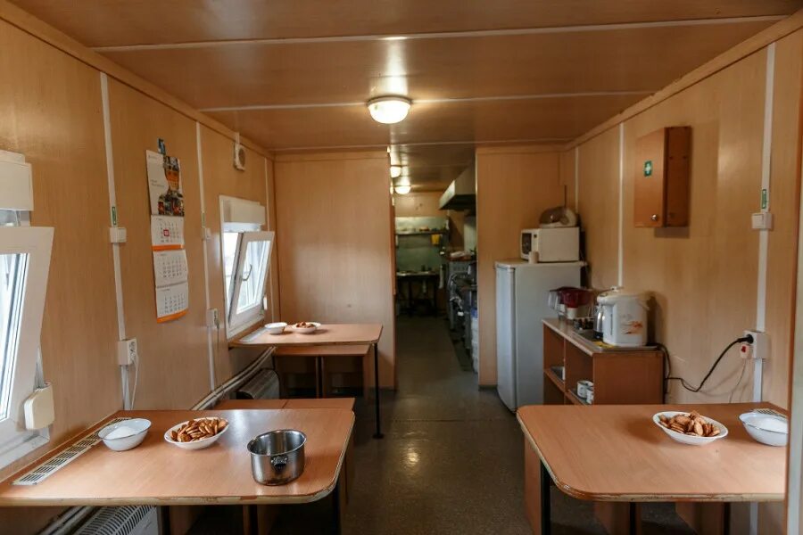 Жилой вагончик иркут-191 люкс для одного человека. Вагоны вахтовиков. Вагон дом буран 031-14. Вахтовые вагончики сгк. Прицеп тракторный вагон-дом передвижной "полярис 01.