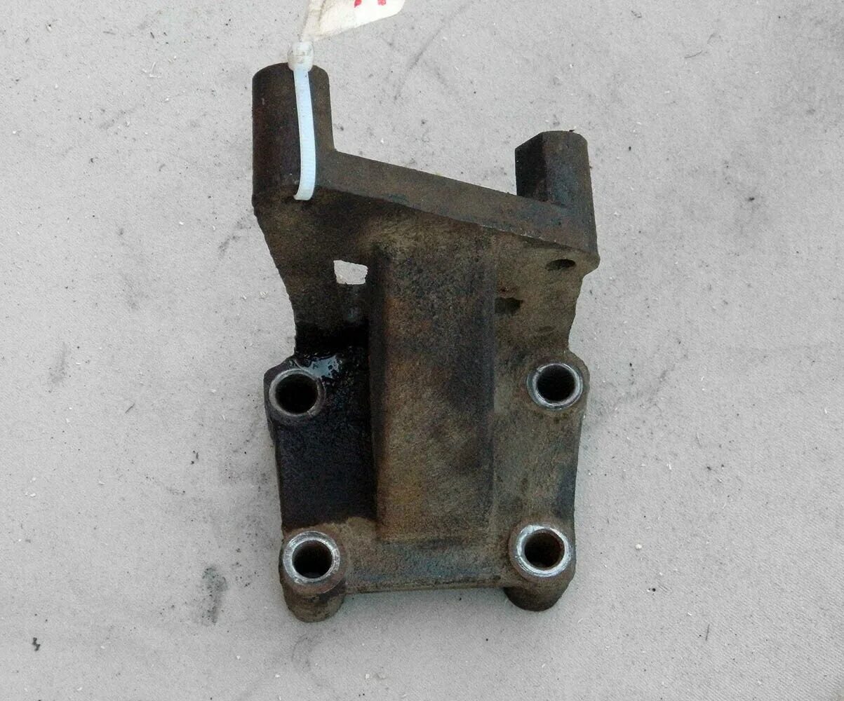 7. кронштейн насоса гур змз 402. кронштейн гура. кронштейн гура санта фе 2 дизель 2. кронштейн гура газель 405 евро 3.