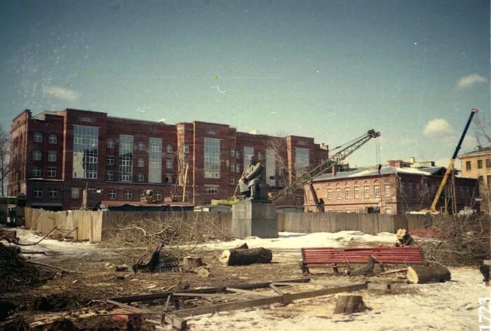 екатеринбург 90е. улица вайнера екатеринбург 90. уралмаш в 80 годы. свердловск 90-е. екатеринбург 2000е.