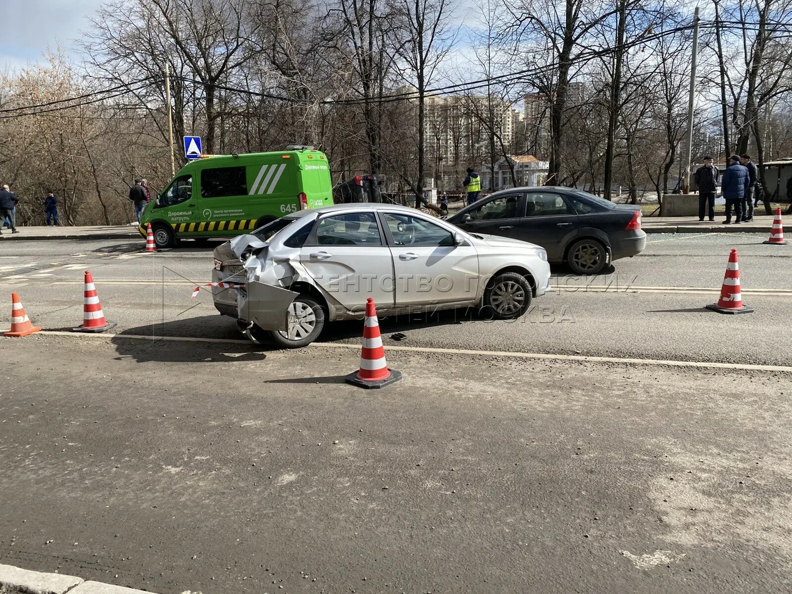 Что за происшествие случилось на остановке Матвеевская 10. Московский твориться