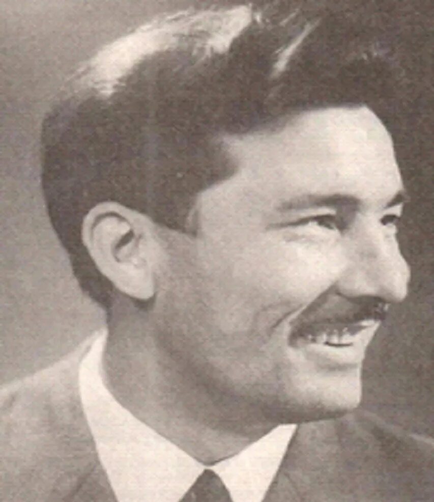 Кобзон молодой. Ильфак музипович смаков. Ильфак смаков. Ильфак смаков семья дети. Ильфак смаков биография.