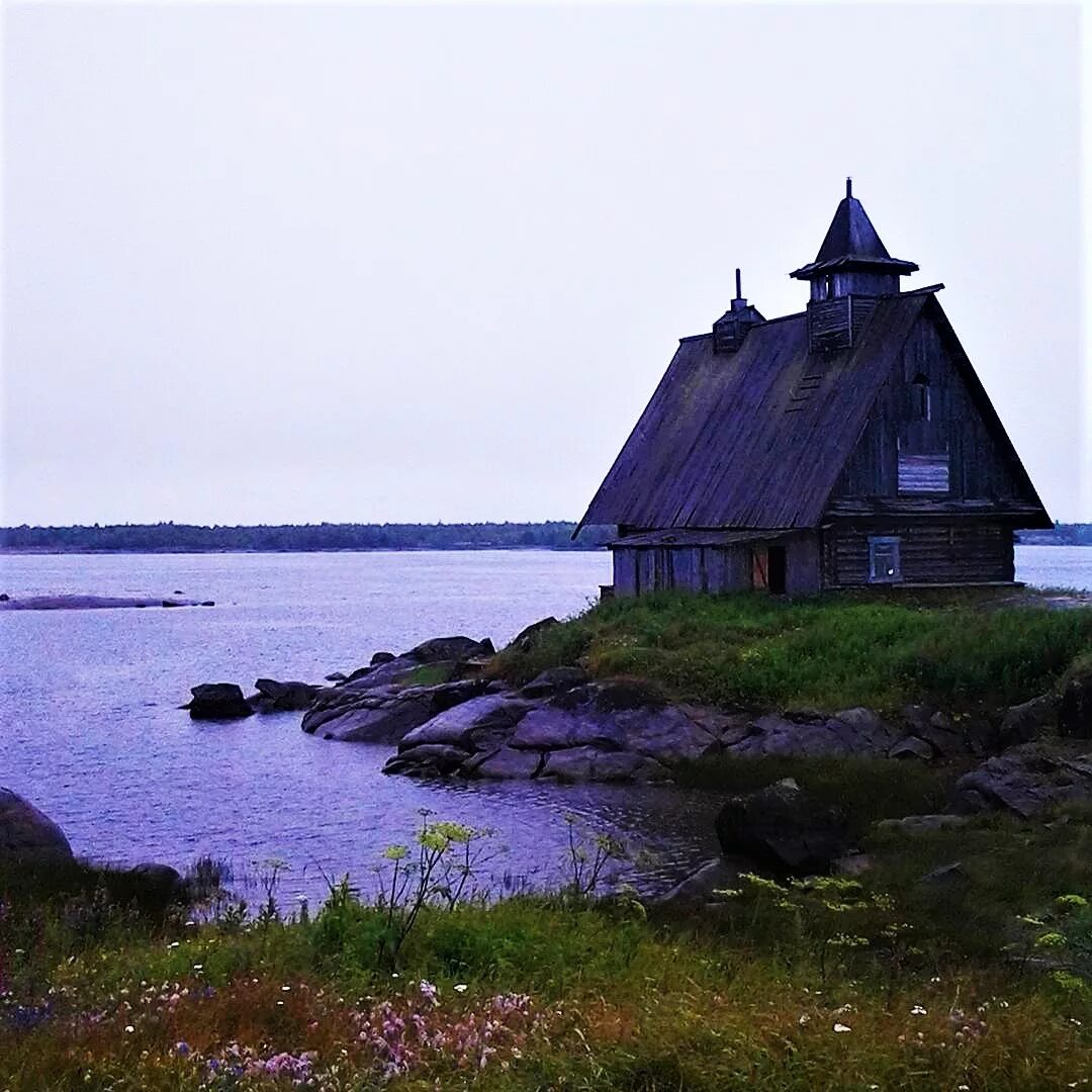 Кемь остров. Кемь Рабочеостровск. Город Кемь поселок Рабочеостровск. Кемь Карелия остров.