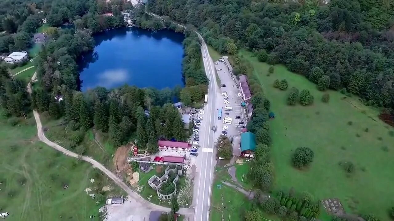 Секретное голубое озеро КБР. 2 Озеро Нальчик. Верхние голубые озера Кабардино-Балкарии турбаза. Город Нальчик голубые озера. База 2 озера