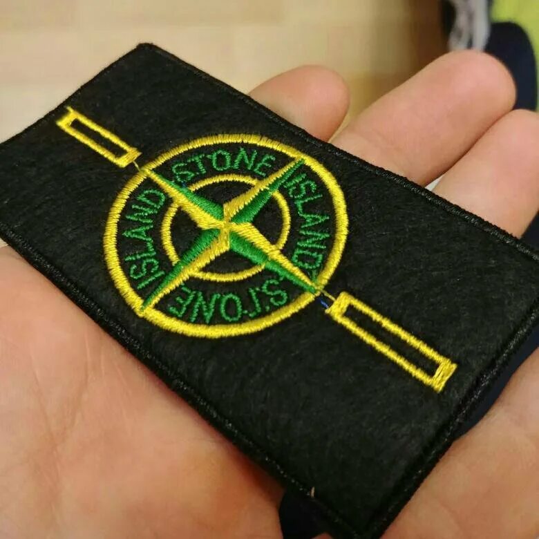 Патчи стоун айленд. Нашивка стон айленд. большой патч стон айленд. stone island патч. нашивка stone island.