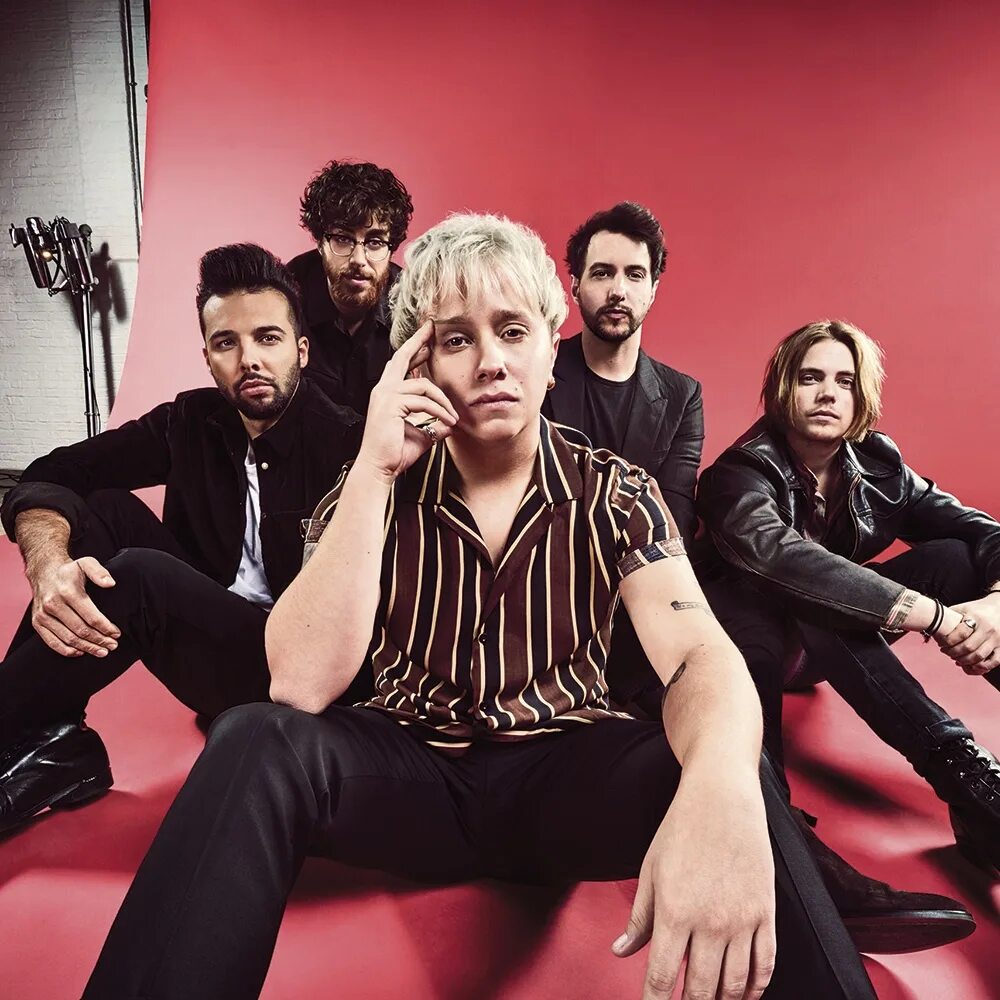 Billion группа. Группа nothing but Thieves. Джо Лэнгридж-Браун. Группа nothing but Thieves 2022. Nothing by Thieves 2022.