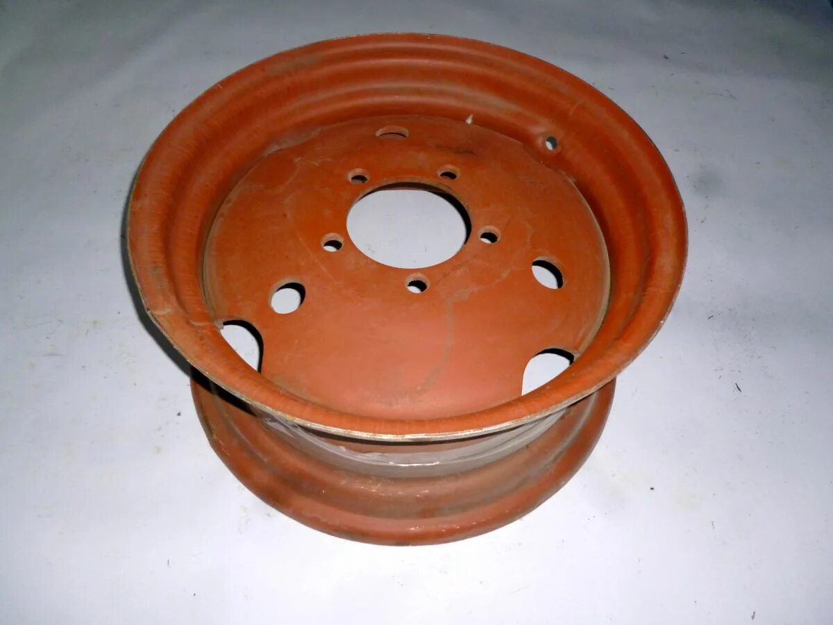 Диск колеса мтз 82 передний 8 шпилек. Диск колеса мтз 82 передний 8 шпилек. Диск колесный мтз-80/82 задний 873-3107012 8 отв. Диск колесный мтз задний 8 отверстий под шину 15. Диск заднего колеса мтз-80 w 14х38 873-3107020.