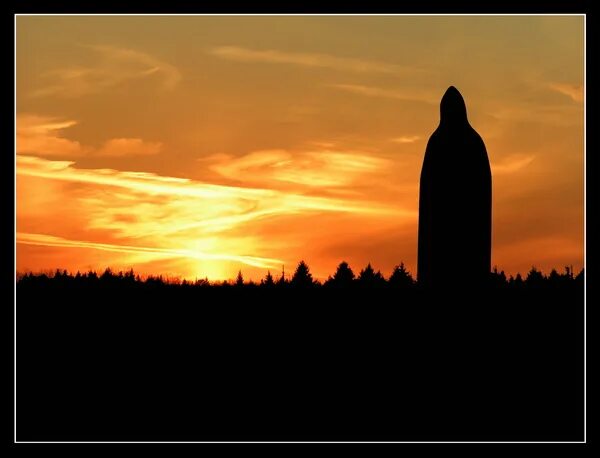 песня одинокий монах. песня одинокий монах. медитация в одиночестве. гора афон священник. монах в храме.