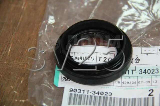 745. Toyota 90311-34023. 9031135030. Сальник 34 56 9-15. Сальник полуоси переднего моста кат 428 е.