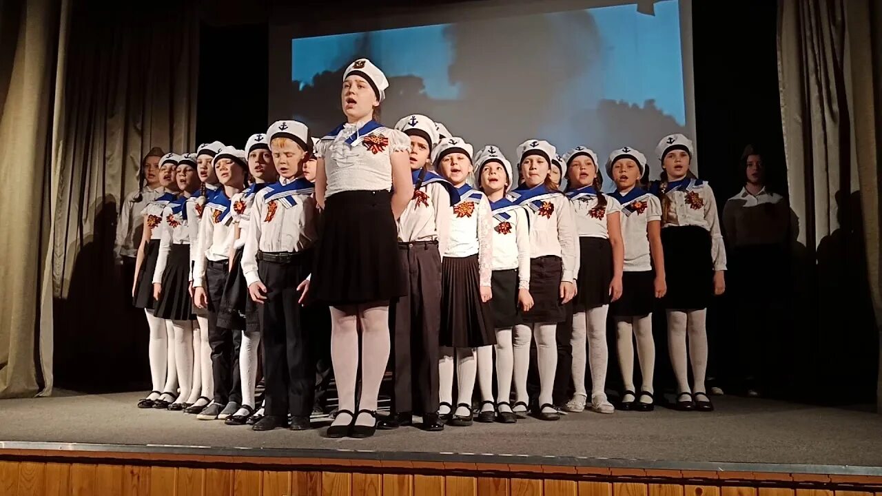 648 школа карлова. Школа 648. Школа 648 учителя. Школа 648 флотская. Школа 648 классы.