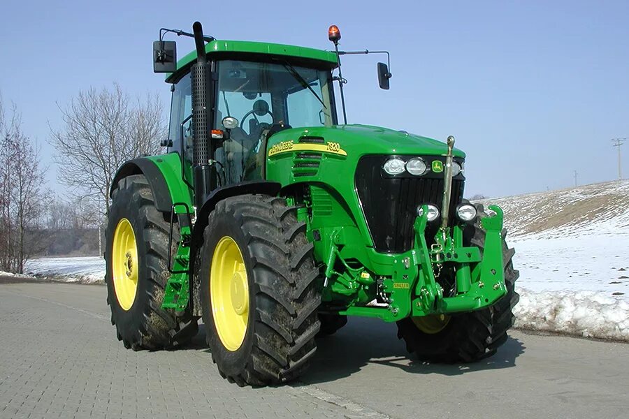 Джон навески. John Deere 8295r. Джон Дир 8295r передний ВОМ. John Deere передний ВОМ. Передняя навеска John Deere.