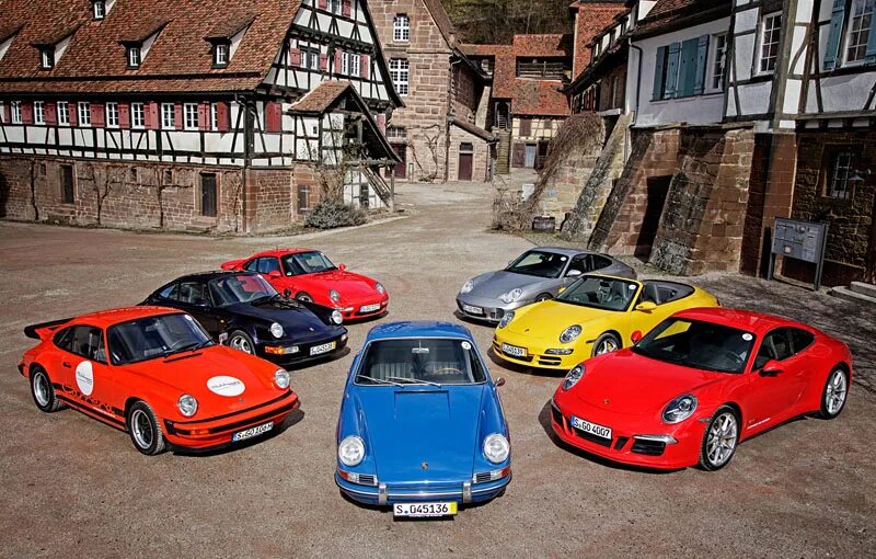 Порше 911 4 поколение. Gjrfktybz gjhi 911. Porsche 911 generations. Porsche 911 4 поколение. Порше 911 поколения.