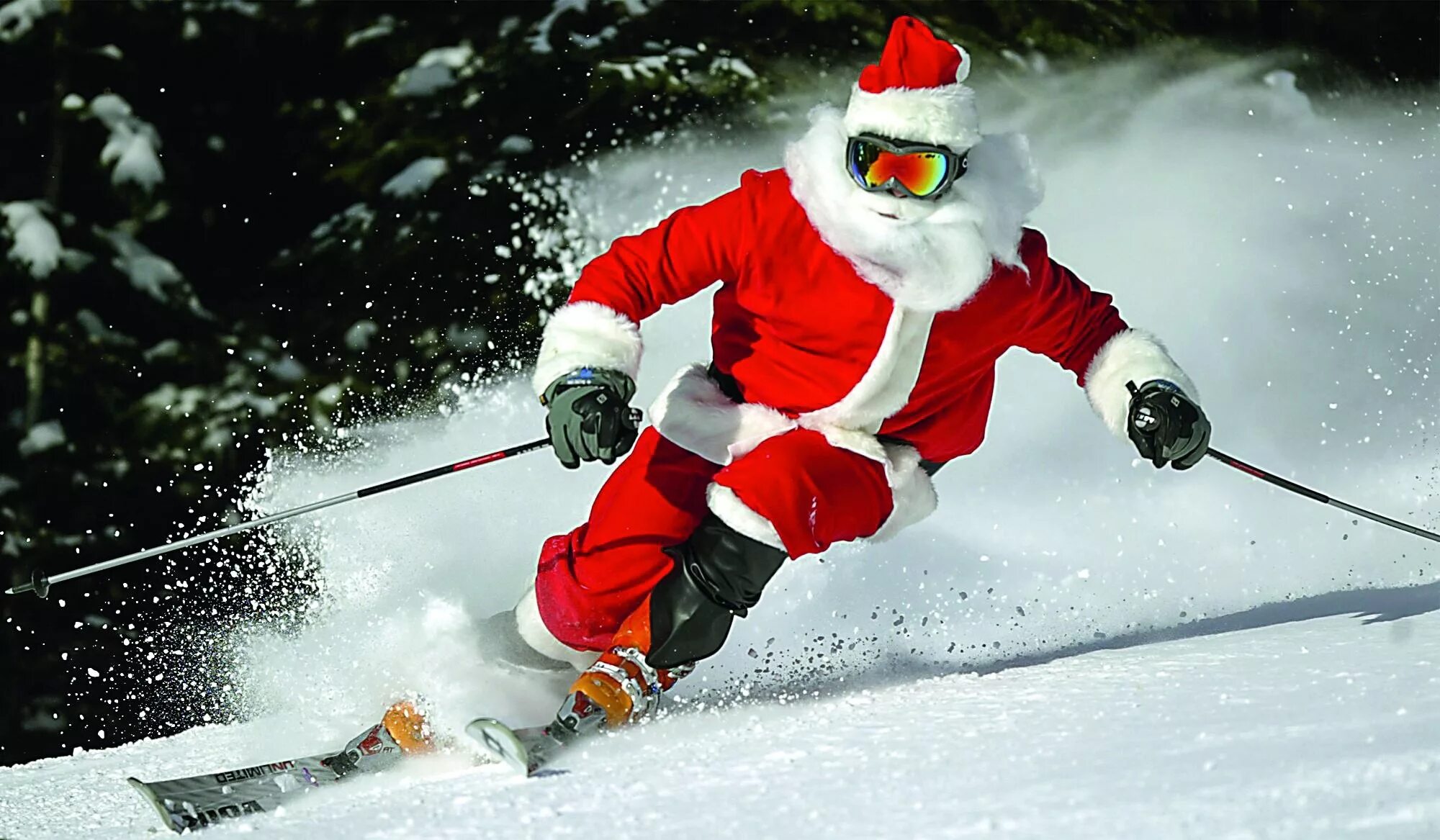 Новый год спортсмена. Спортивный новый год. Дед Мороз горнолыжник. Дед Мороз на лыжах. Горные лыжи новый год.
