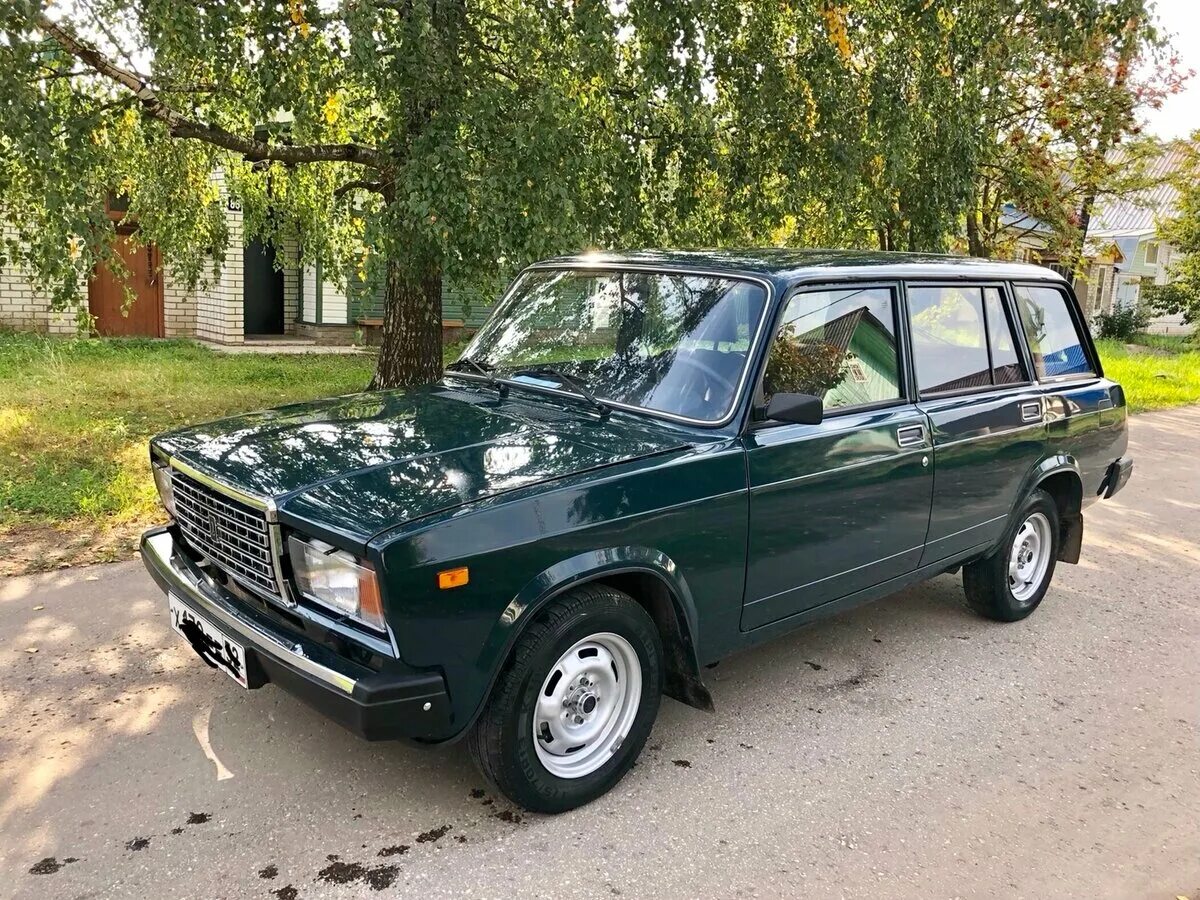 Авито смоленск купить машину. ВАЗ 2104 зеленая. ВАЗ 2104 1998г. Зеленая.