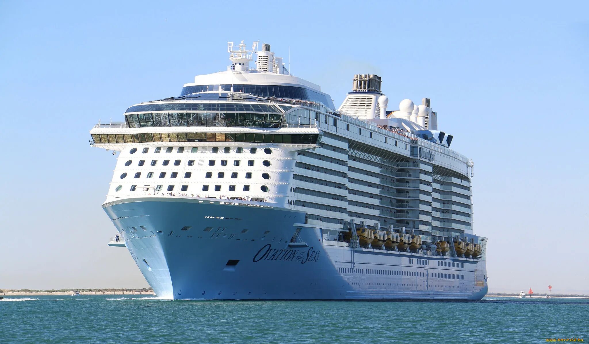 Discovery princess лайнер. Обои на рабочий стол лайнер. Круизные лайнеры скрипт. Круизный лайнер costa deliziosa. Круиз msc meraviglia.