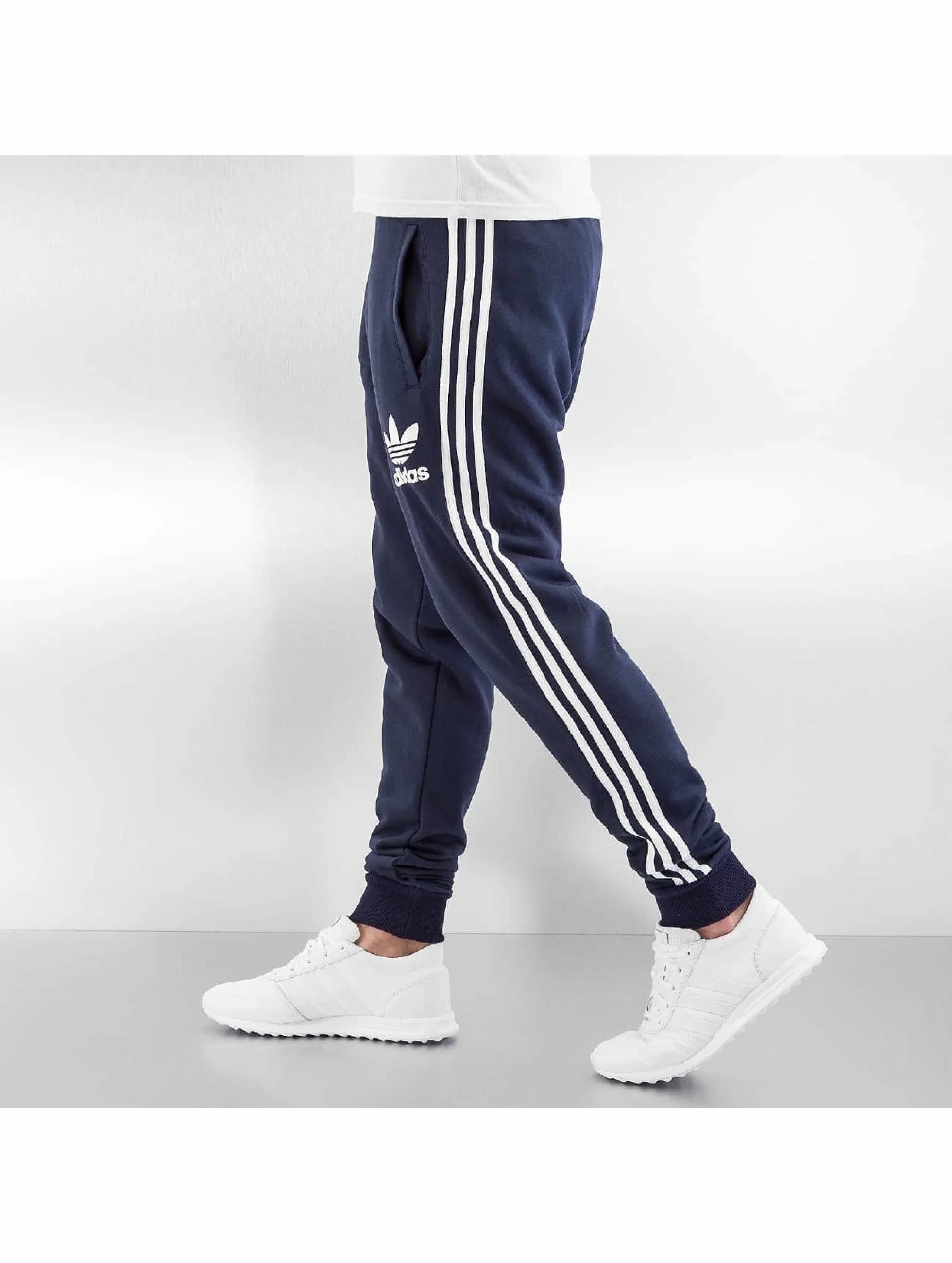 Adidas штаны 2021. Штаны adidas мужские 2023. Штаны adidas #109898211. Брюки мужские адидас 2022. Спортивное штаны купить недорого