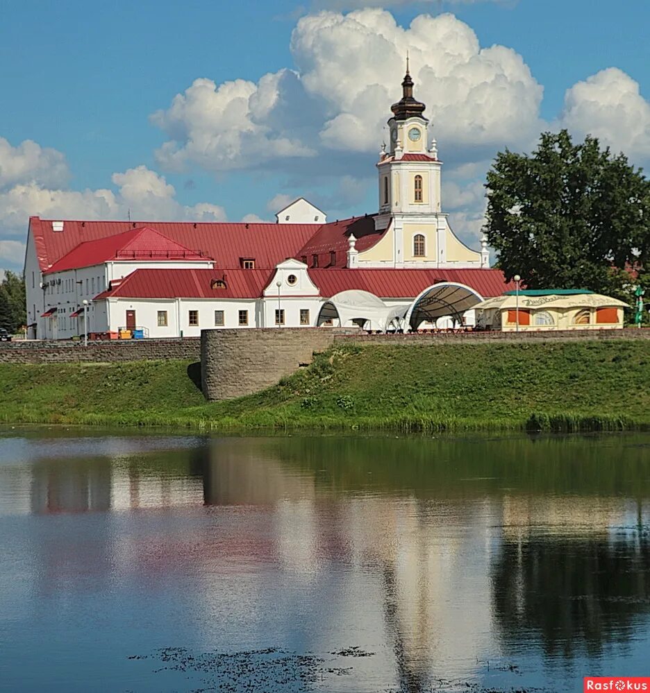 Орша крепость. Замок в орше белоруссия. Оршанский замок орша. Коллегиум иезуитов в орше современный вид. Юрцево усадьба любомирских.