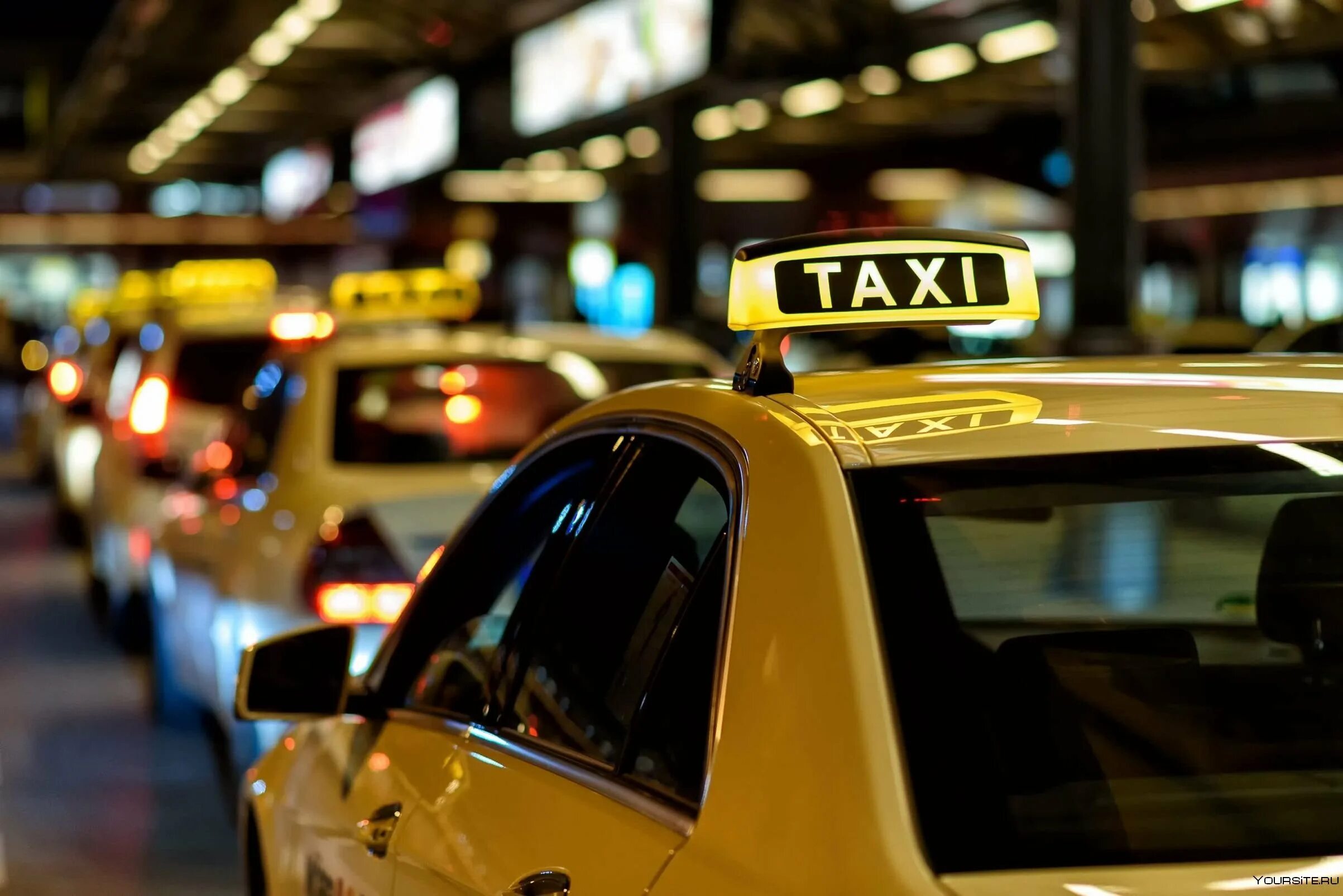 Такси. Машина "такси". Красивое такси. Автомобиль «такси». Take car taxi