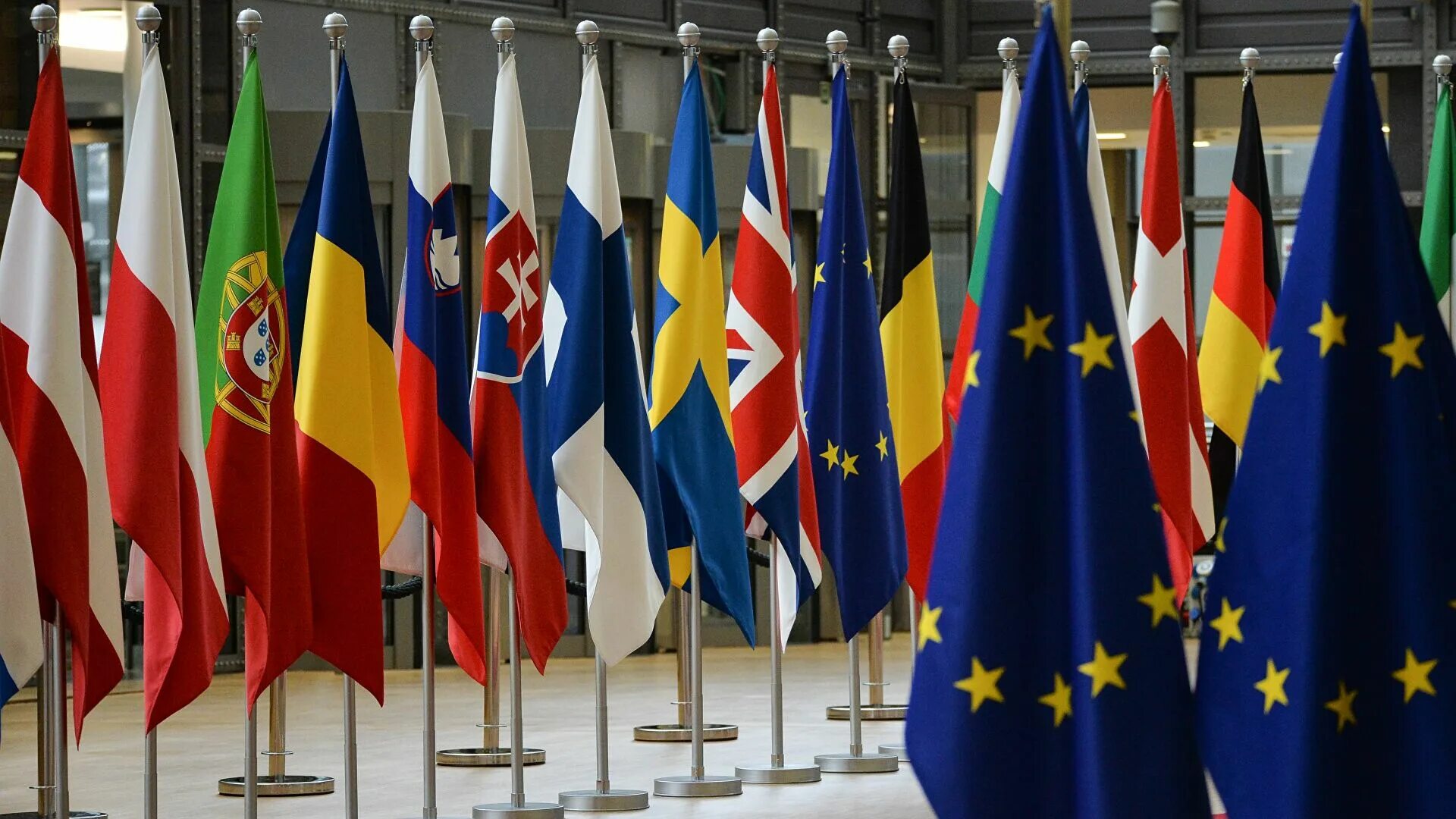 Совет европы рф. Европейский Союз. Саммит Россия ЕС 2002. Совет Европы и Европейский Союз. Европейский Союз 1993.