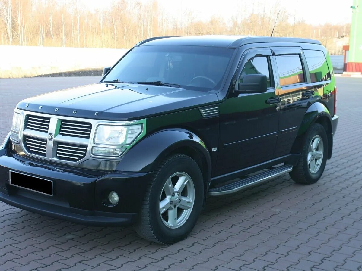 Dodge nitro. Dodge Nitro 2011. Додж нитро 2006. Додж нитро 2007 черный. Dodge Nitro (2006-2011).