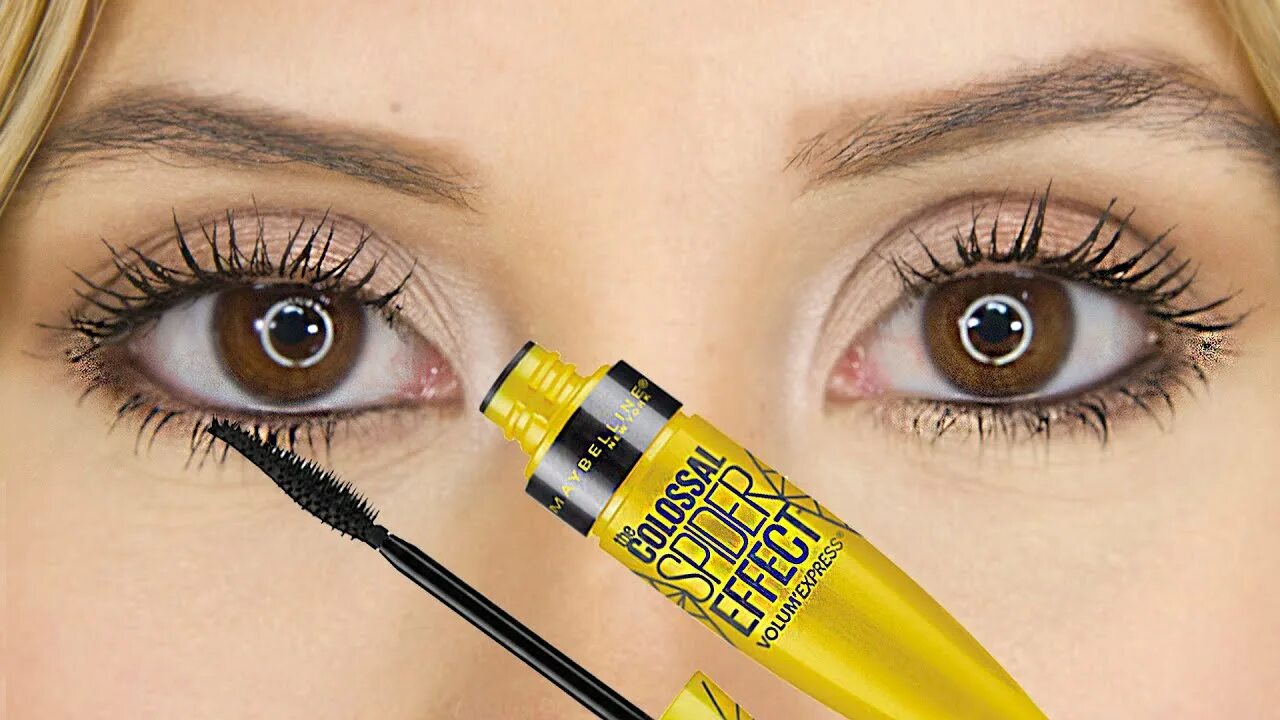 Effect mascara. Maybelline Colossal тушь. Тушь мейбелин фиолетовая. Тушь мейбелин сиреневая. Тушь мейбелин коричневая.