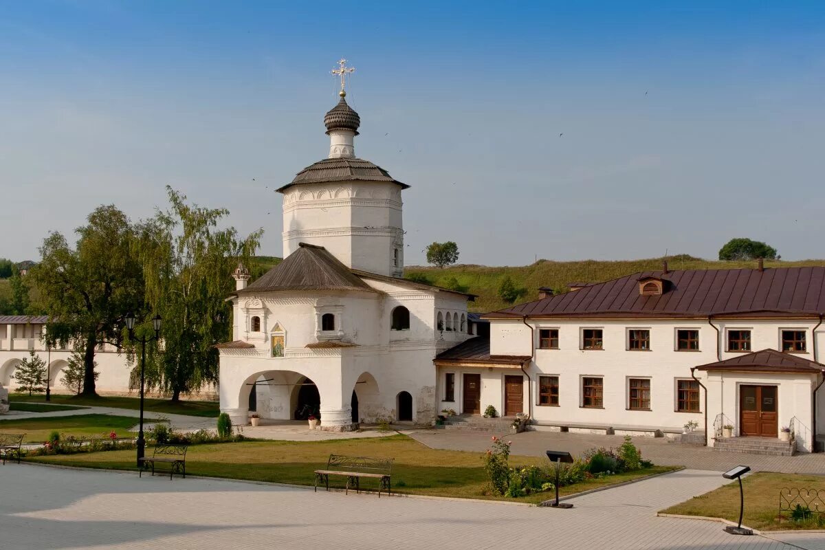 Храм богослова на парковой. Деревня слотино сергиево посадский район. Иоанно-богословский храм дер. Храм богослова на парковой. Церковь иоанна богослова красная пахра.