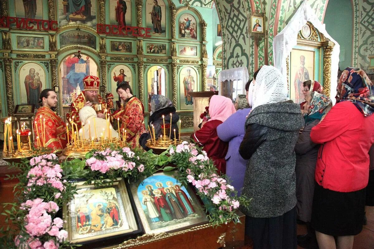 Жен мироносиц расписание. Церковь жен-мироносиц нижний новгород. иконы храма жен мироносиц псков. храм жён мироносиц кабахаха новороссийск. храм святых жен мироносиц в гурьевском районе.