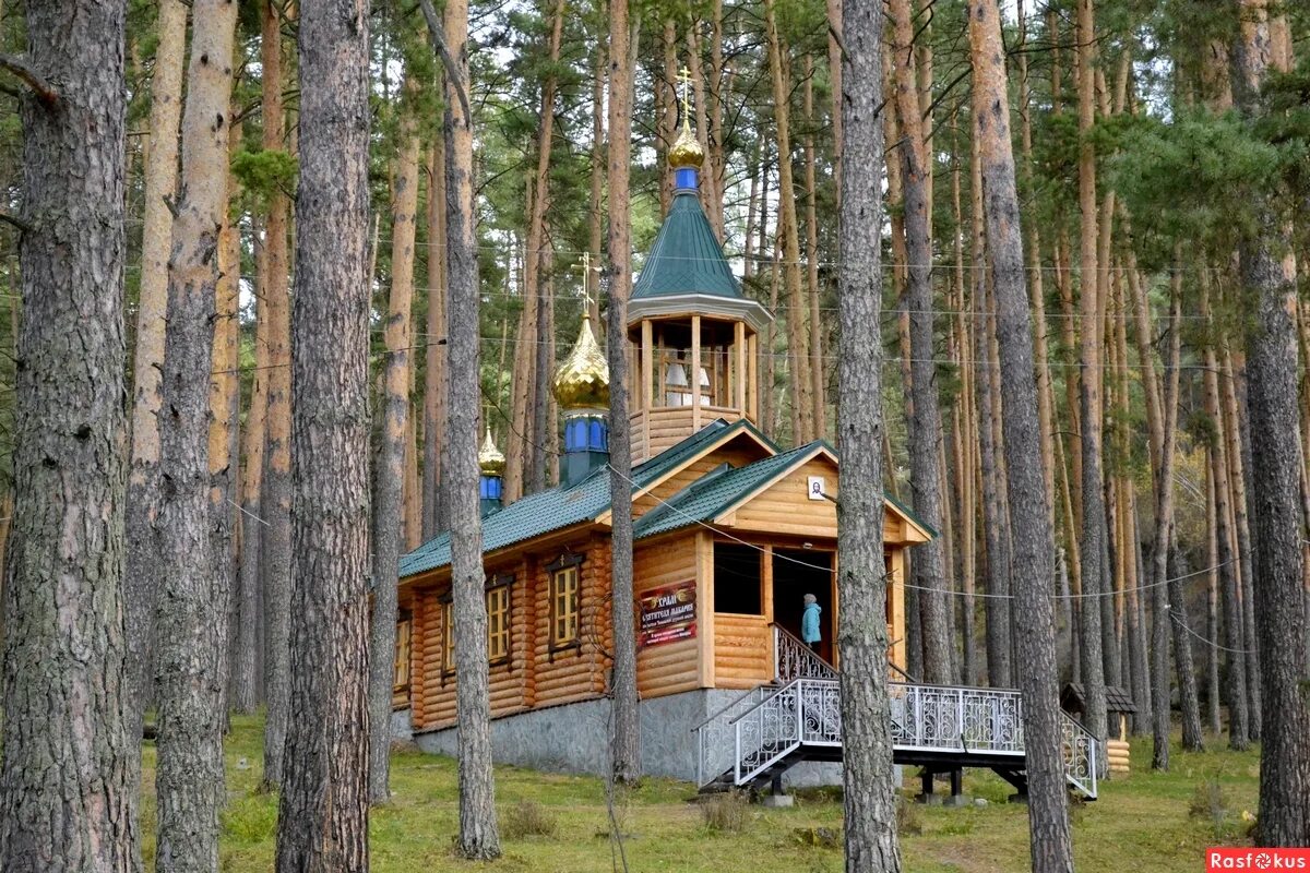 Чемал храм макария. Храм святителя макария в лосиноостровской. Храм святителя макария. Храм святителя макария. Храм святителя макария невского в бутырском районе.