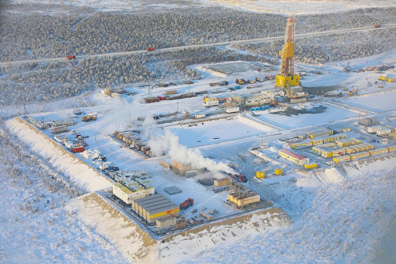Нефтеюганск буровые. Приразломное месторождение нефтеюганский. роснефть юганскнефтегаз месторождения. нефтеюганск месторождение нефти. приразломное месторождение роснефть.