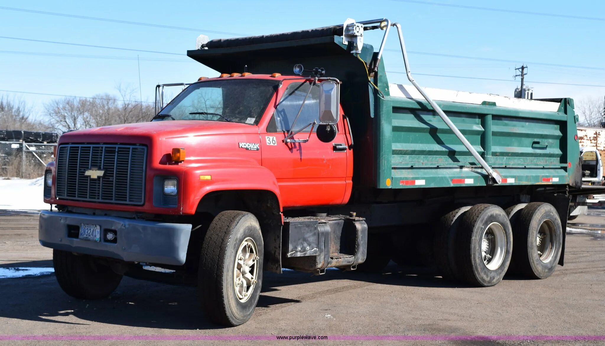 Купить самосвал на трак ав бу. Chevrolet Kodiak c70. Chevrolet Kodiak Dumptruck. Chevrolet Kodiak c70 1981. Шевроле Кодиак тягач.