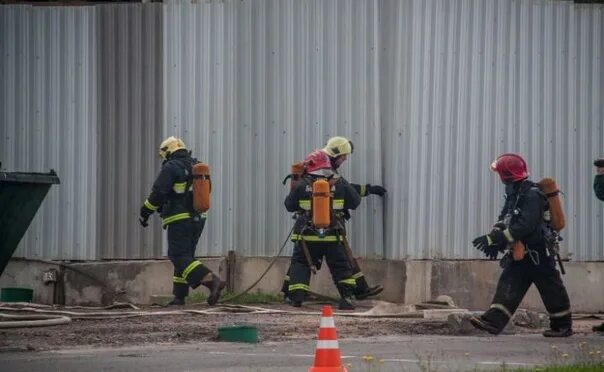 Что в дзержинске произошло сегодня на заводе. Пожар в дзержинске сегодня.
