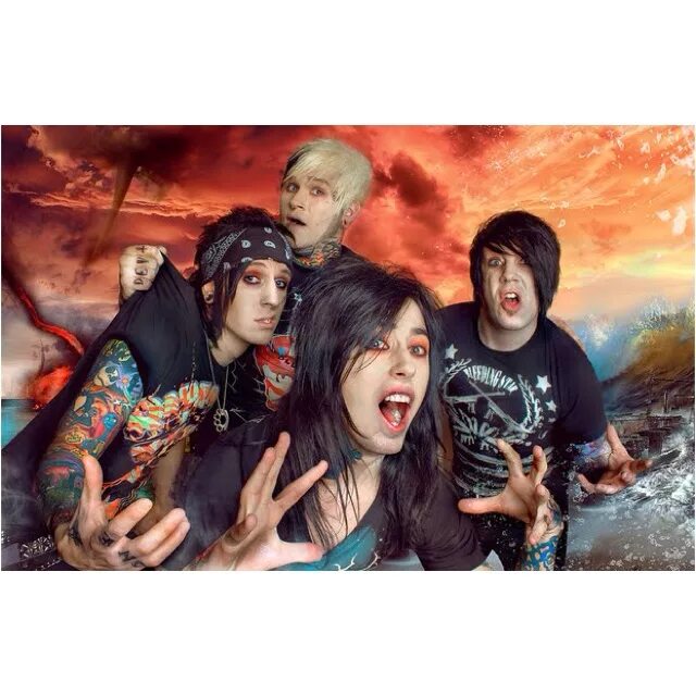 Falling in reverse bad guy feat saraya. Escape the fate ronnie radke. escape the fate ронни. escape the fate ронни радке. falling in reverse.
