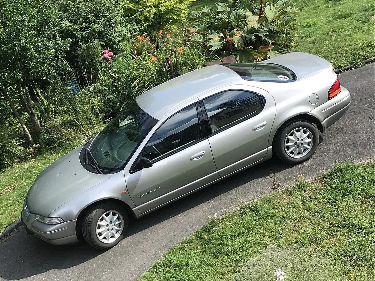 Крайслер 2000 года. Chrysler Stratus 1996. Крайслер Стратус 1996. Крайслер Стратус 96. Chrysler Jr - Stratus.