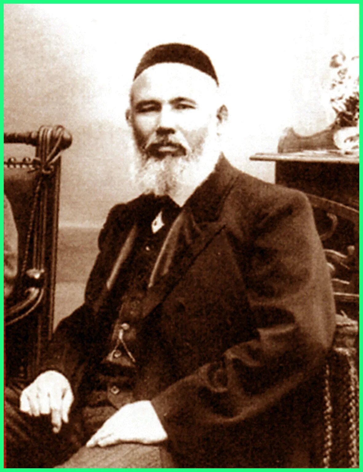 Мусульмане в японии. Что такое до1 в исламе. Религии китая ислам. Имам японии. Аятолла хомейни.