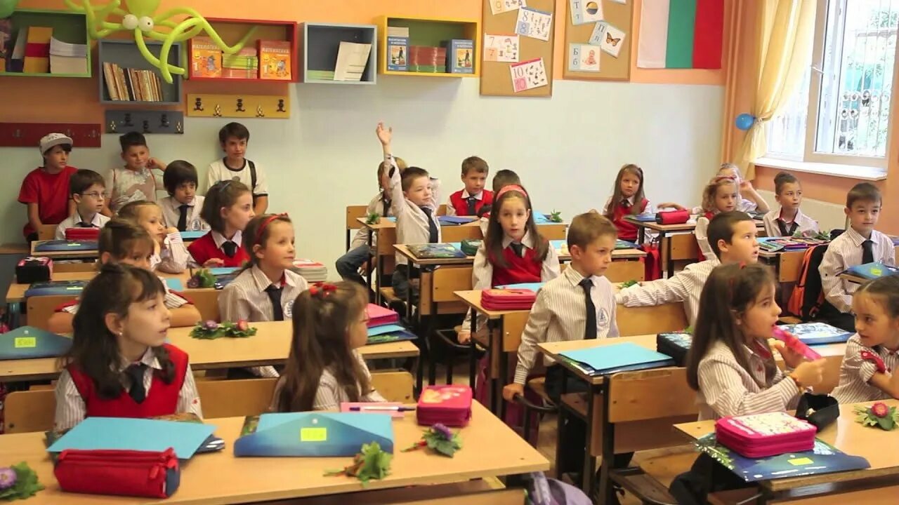 Видео клас. Ви класс. ден на завършване на училище. славара адин класа.