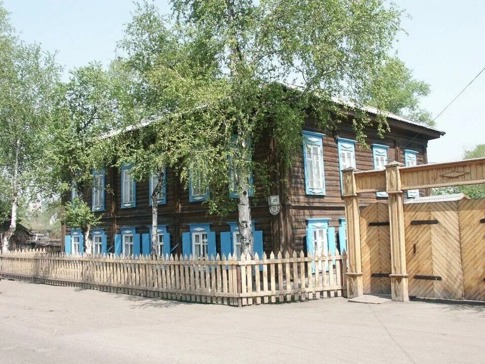 М. Литературно-мемориальный музей ф. М. Дом купца а. Достоевского в новокузнецке.