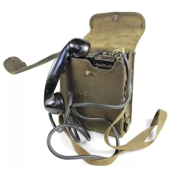 телефон второй мировой. полевой телефонный аппарат иаа-44. телефон второй мировой. солдат с радиостанцией. полевой телефонный аппарат 1941.