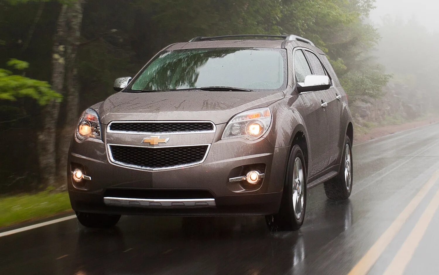Шевроле эквинокс отзывы владельцев недостатки и достоинства. Chevrolet equinox 2013. шевроле эквинокс 2013. шевроле эквинокс 2025. эквинокс золотистый шевроле 2015.