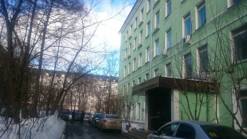 финансовый университет при правительстве рф москва. санкт-петербург, тучков пер. институт экономики и управления в промышленности. московский институт экономики и управления. тулонский университет.