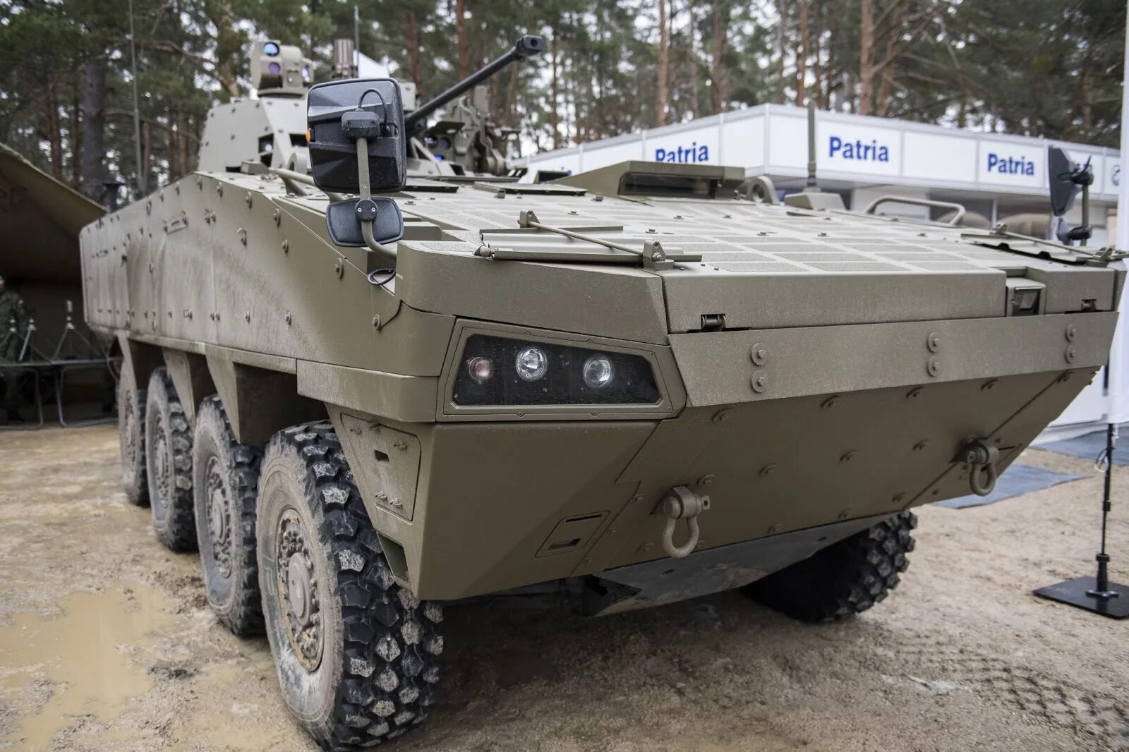 Patria est. БТР Patria 8x8. БТР Патрия амв. Patria AMV 120 мм. Patria AMV бронетранспортер.