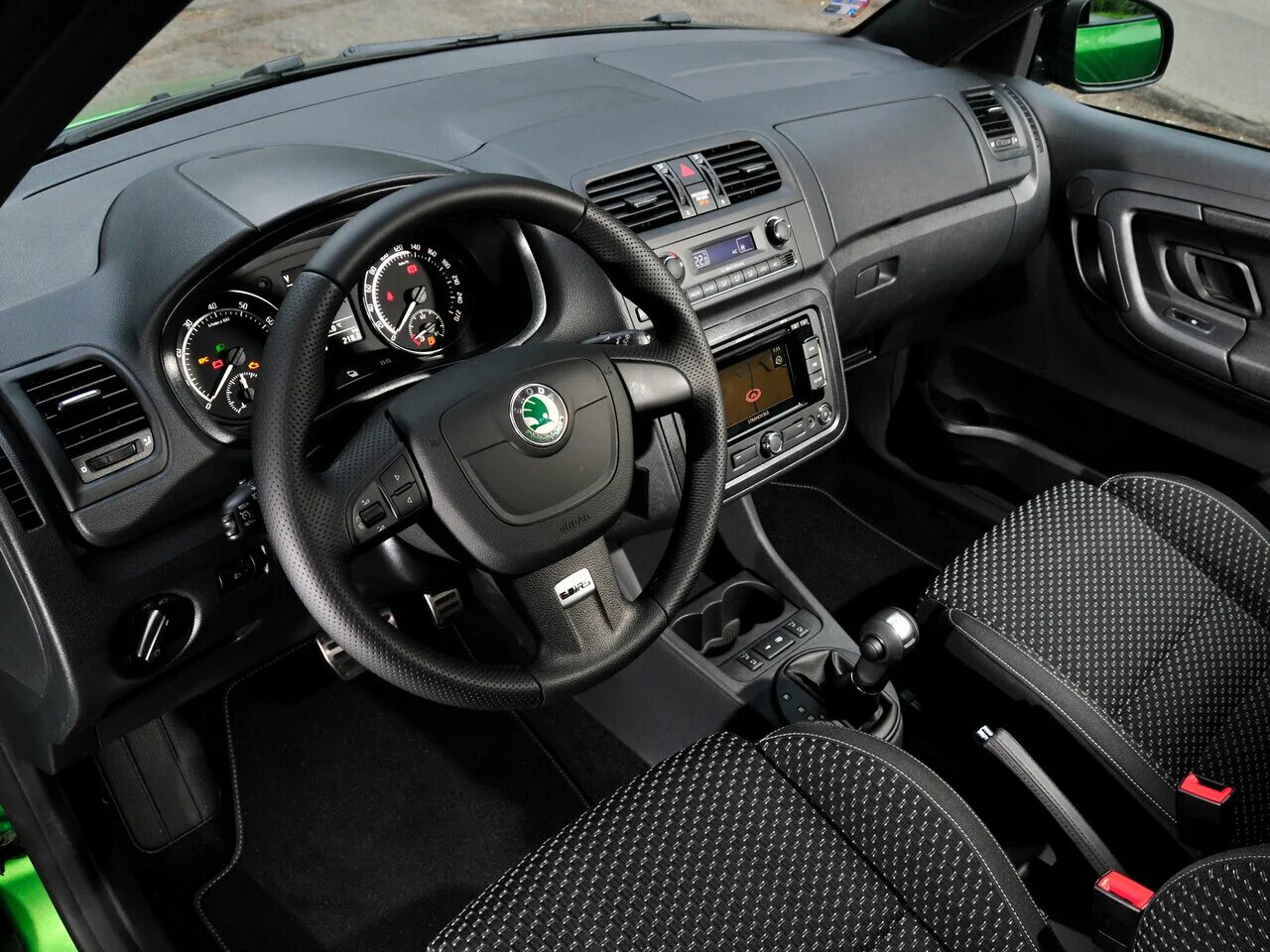 Skoda fabia rs ii. система безопасности фабия. фабия 2 безопасность. Skoda fabia 2010. краш тест шкода фабия 2.
