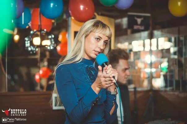 Складчикова томск. Вика Складчикова. Складчикова стендап. Стендап женский участницы Вика Складчикова. Виктория Складчикова Сорочинск.