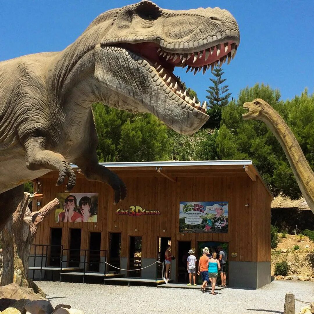 Парк про динозавров. Парк Динопарк. Динопарк парк динозавров Уфа. Dino Park Анталия. Парк динозавров Янцзы.