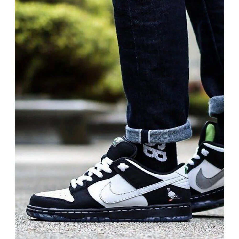 Nike SB Dunk Panda. Nike Dunk Low Panda. Nike Dunk Low Panda White Black. Nike Dunk Low Panda с белой подошвой. Найк панда