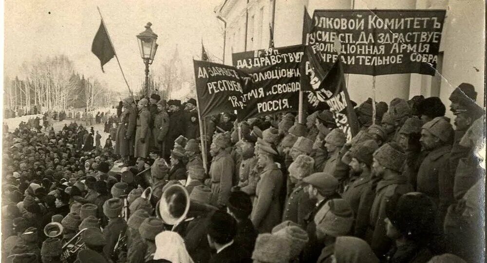 Победа революции в стране. Великая Октябрьская революция 1917. Октябрьская революция 1917 года. СССР 1917 год. Победа Октябрьской революции 1917.