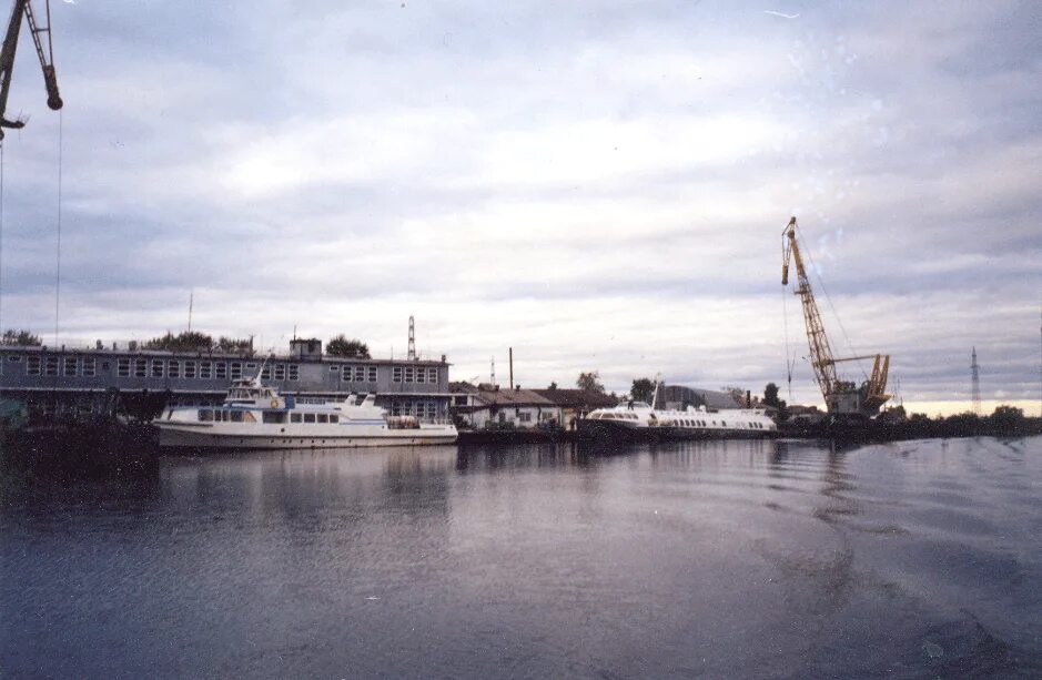 Морской порт беломорск. Южный мол беломорск. Беломорск мол. Кандалакшский морской торговый порт. Беломорск порт.